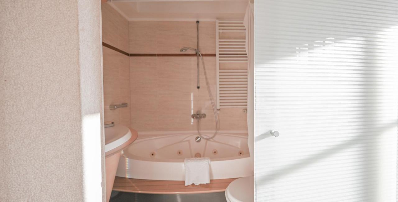 Logis Saint-Nicolas & Spa Remich Kültér fotó